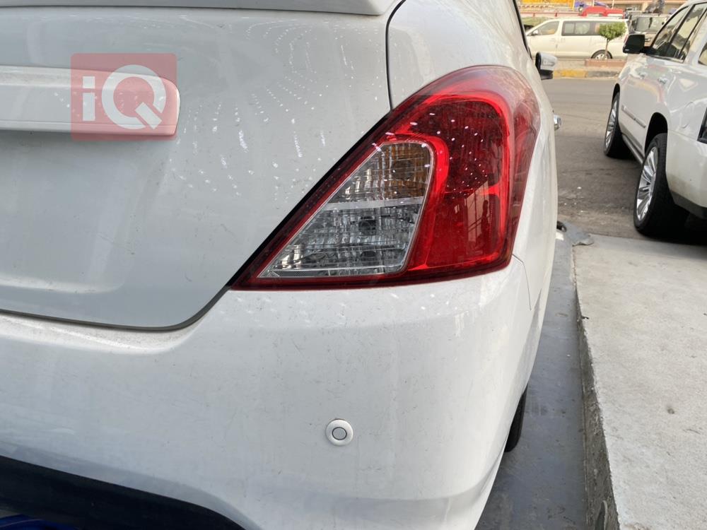 Nissan Sunny